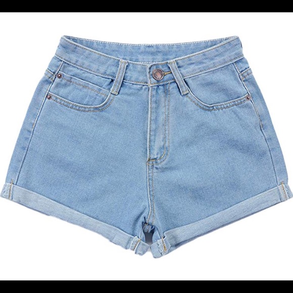 Woman’s / Junior’s High Waisted Jean Shorts - L - Picture 2 of 4